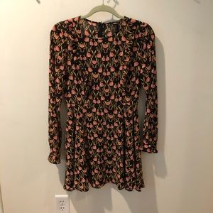 Forever 21 Black Long-Sleeved Dress Size M